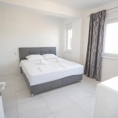 Apartment Crystal Adria *