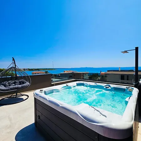 Apartment Crystal Adria